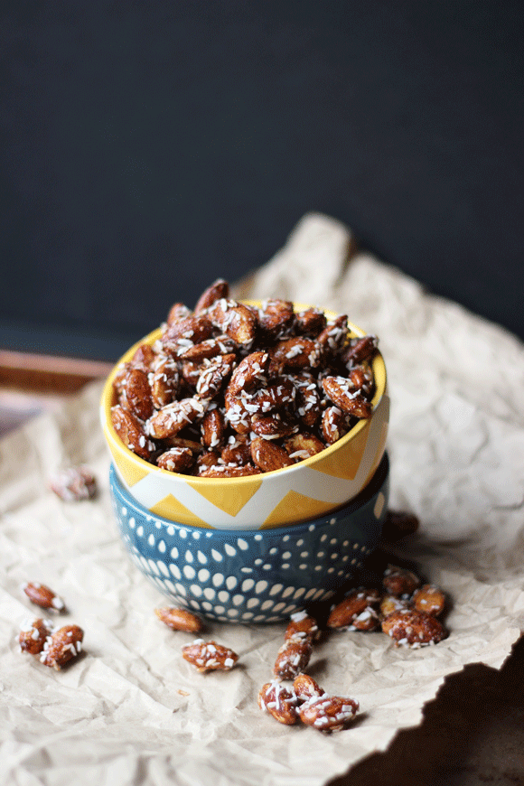 Honey Roasted Cinnamon Almonds | Dietitian Debbie Dishes